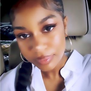 Meet your Posher, Daria